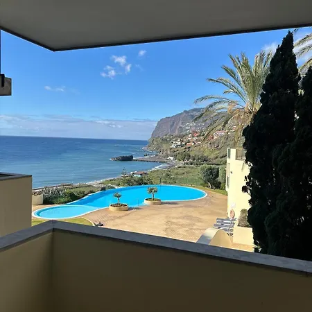 Luxury Sea View Apartmán *