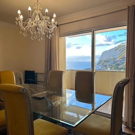 Apartment Luxury Sea View
