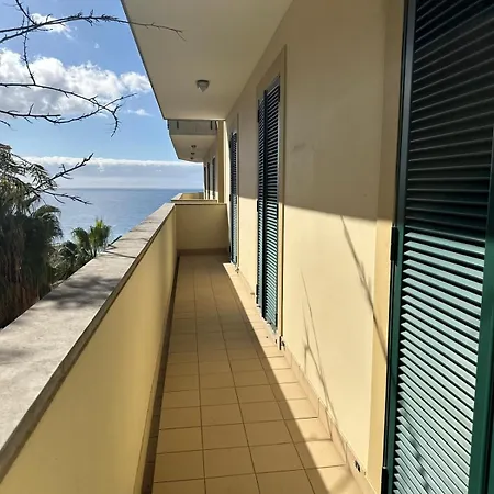 Luxury Sea View Apartment